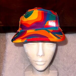 REI “NOW YOU SEE ME” RUN CAP
